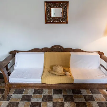 Archipelago Sifnos - Seaside