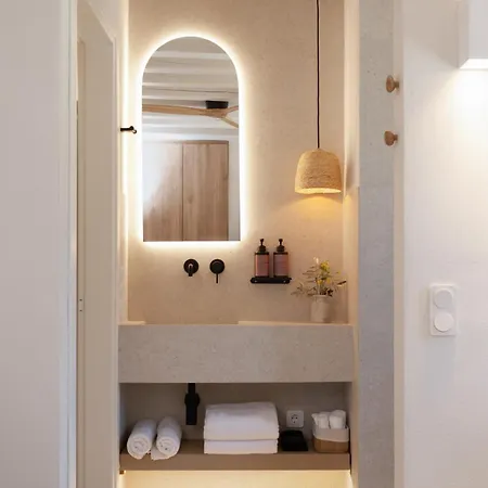 Archipelago Sifnos - Seaside Aparthotel 4*