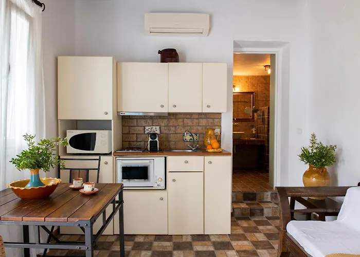 Archipelago Sifnos - Seaside Aparthotel 3*