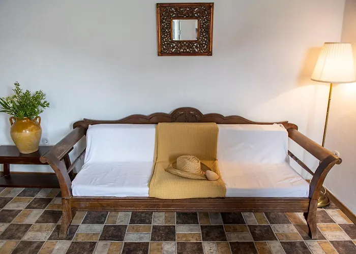 Archipelago Sifnos - Seaside